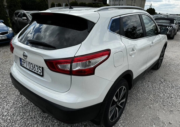 Nissan Qashqai cena 61900 przebieg: 155000, rok produkcji 2016 z Jastrowie małe 781